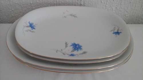 4 MAGNIFICENT VINTAGE R KPM KRISTER GERMANY MEAT PLATTERS. 2 OF 2 DIFFERENT SIZES. CORNFLOWER PRINT