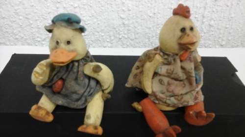 INCREDIBLY ADORABLE BABY DUCK AND ROOSTER FIGURINES. MADE FROM CERAMIC. SIMPLY STUNNING!