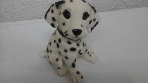 FABULOUSLY ADORABLE THE LEONARDO COLLECTION DALMATIAN ORNAMENT. DATED 2001. GREAT COLLECTIBLE!