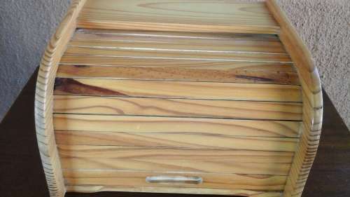 FABULOUS VINTAGE PINE BREAD BIN WITH A SLIDE UP DOOR. REALLY FANTASTIC AND USEFUL!