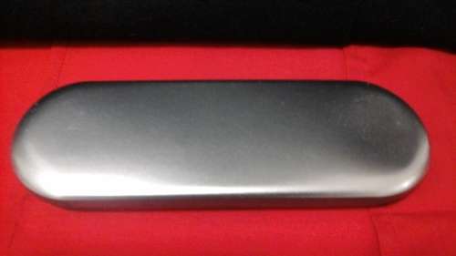 300 PRESENTATION CASES. MADE OF STEEL. GREY IN COLOUR