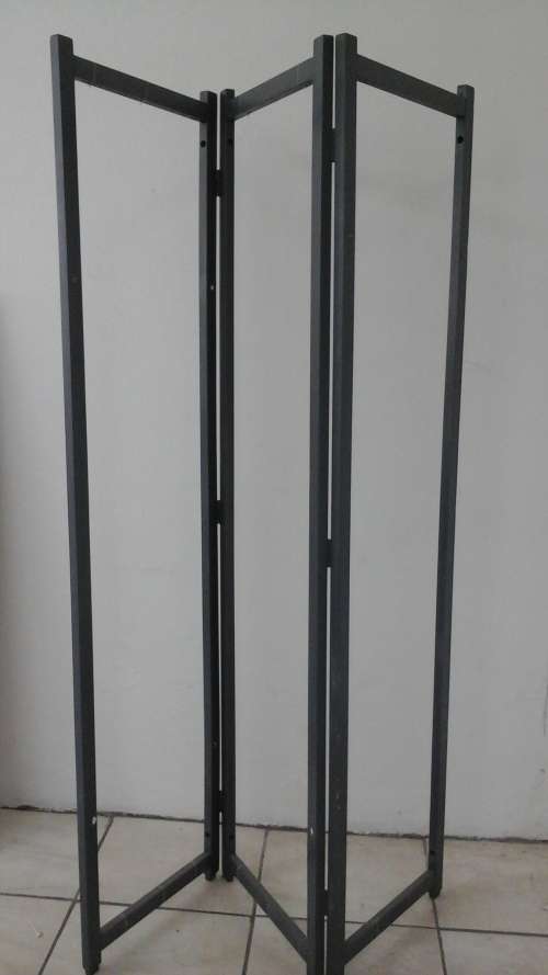 ABSOLUTELY AWESOME WOODEN SCREEN/ DIVIDER. ADD YOUR OWN PERSONAL TOUCH TO THE FRAME. FANTASTIC!