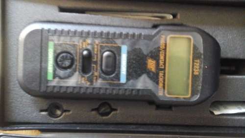 AMAZING!!!!! A BRAND NEW PHOTO/CONTACT T2238 TACHOMETER. NEVER USED STILL IN ITS BOX