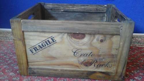 ABSOLUTELY TERRIFIC RIVER WOODS WOODEN CRATE. FANTASTIC PIECE FOR STORAGE OR DISPLAY!