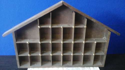 ABSOLUTELY BEAUTIFUL VINTAGE PRINTERS TRAY. UNUSUAL AND STUNNING PIECE!