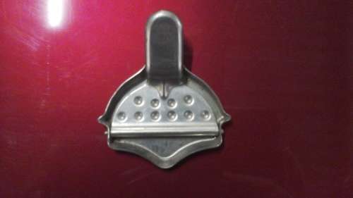 INCREDIBLE VINTAGE RITTER CITRO ROSTFREI LEMON WEDGE SQUEEZER. MADE IN GERMANY. AWESOME GADGET!