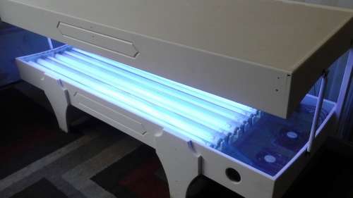 WOW!!!!!  YOUR VERY OWN TANNING BED.GET READY FOR YOUR ANNUAL HOLIDAY  A