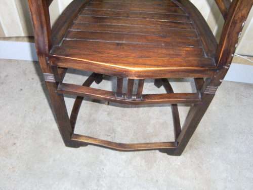 AWESOME VINTAGE WOODEN ARM CHAIR/ BAR STOOL. BEAUTIFUL & STURDY PIECE!