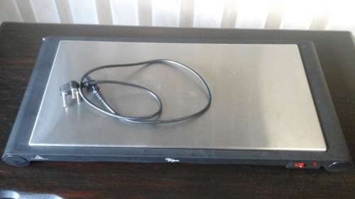 TERRIFIC 'VEGAS' BUFFET SERVER MODEL NO: VCWT-600. HANDY AND PHENOMENAL PIECE!