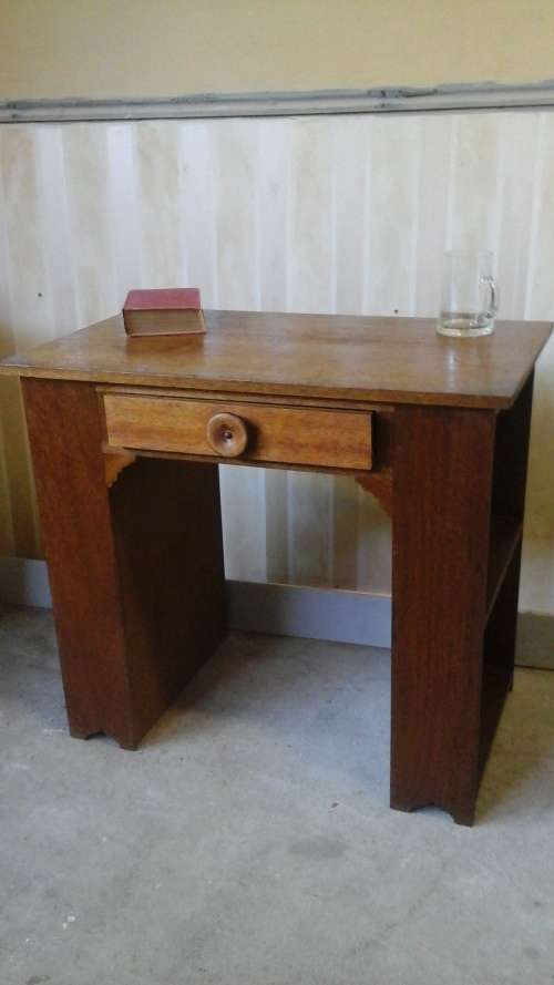 SPECTACULAR VINTAGE WRITING BUREAU/ DRAWING TABLE. MAGNIFICENT PIECE!