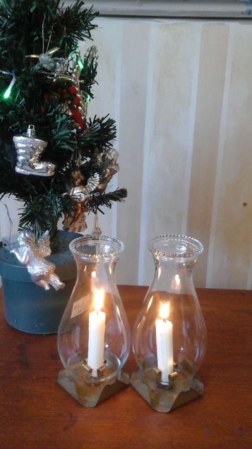 TWO SIMPLY EXQUISITE VINTAGE BRASS AND GLASS LANTERN CANDLE HOLDERS. BEAUTIFUL, SAFE & HANDY!