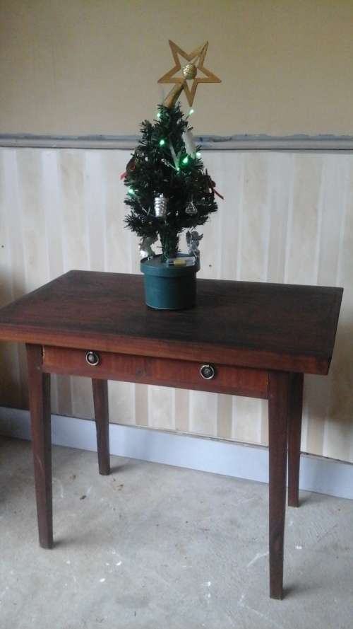 ABSOLUTELY MAGNIFICENT VINTAGE WOODEN ENTRANCE TABLE/ DESK. STUNNING PIECE!