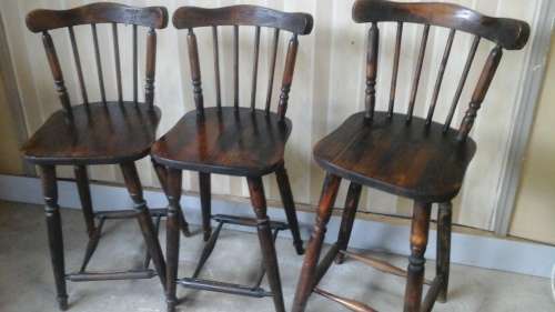 THREE FANTASTIC DARK STEIN PINE BAR STOOLS. AWESOME, STURDY & FUNCTIONAL!