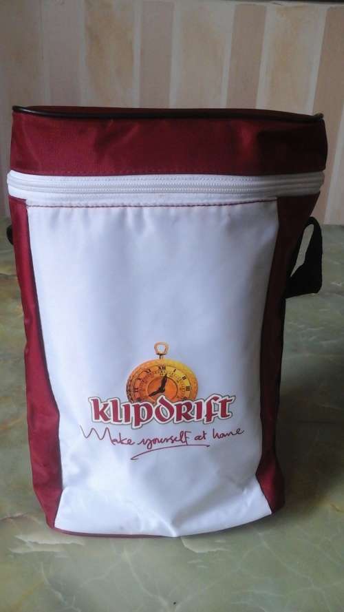 AMAZING KLIPDRIFT COOLER BAG. TERRIFIC AND HANDY PIECE!