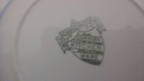 INCREDIBLE T G GREEN & CO CORNISH KITCHEN WARE BOWLS. MADE IN ENGLAND. TERRIFIC FIND!