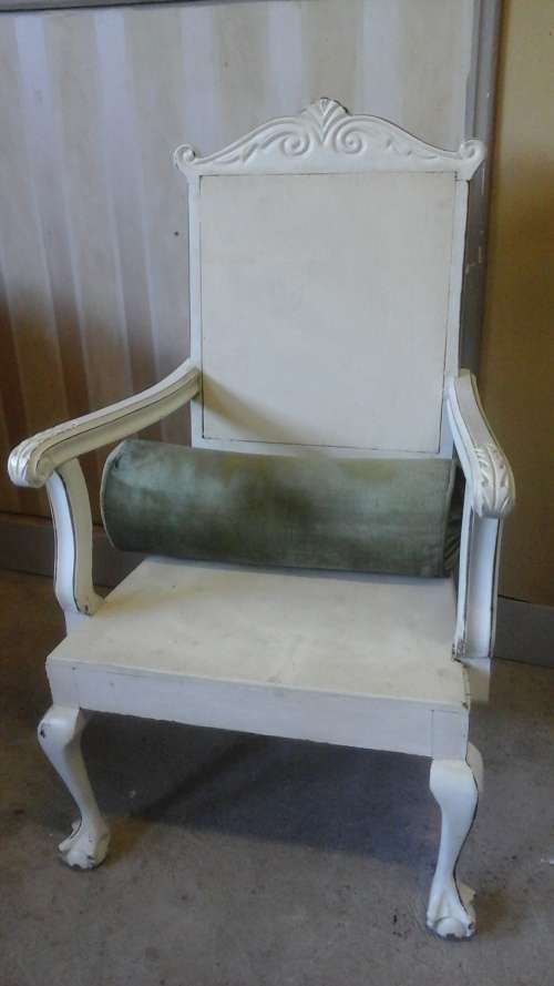 WOW!! A MAGNIFICENT SHABBY SHICK IMBUIA BALL AND CLAW CHAIR. WITH WOODEN SEAT AND BACKREST