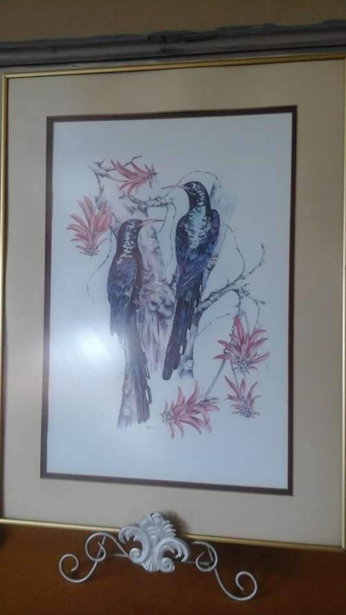 A SUPERB PRINT OF TWO SPARROWS. HAS A BORDER AND IS FRAMED IN A GOLD FRAME  AND HAS GLASS