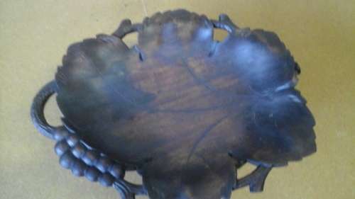 MAGNIFICENT AND DIFFERENT VINTAGE MUSICAL FRUIT BOWL. FANTASTIC PIECE!