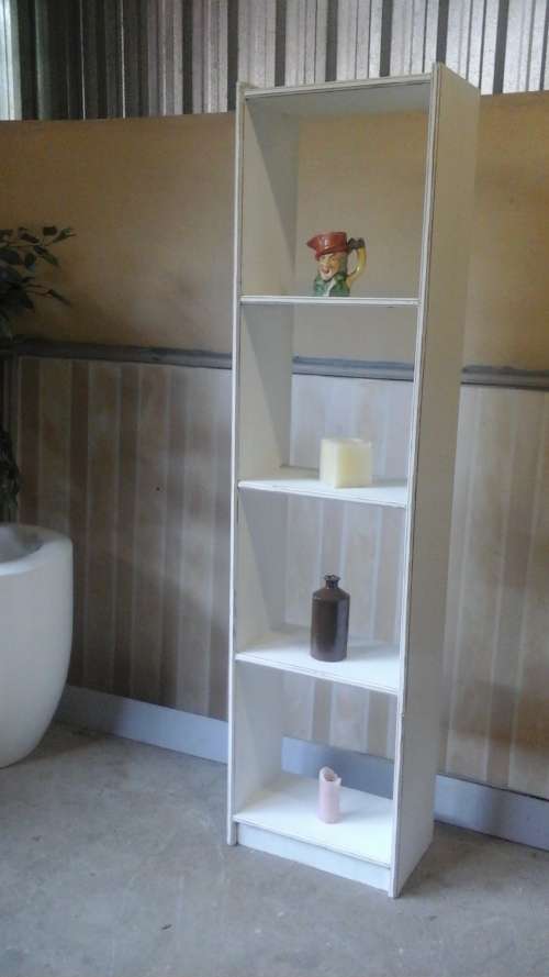 SIMPLY MAGNIFICENT WOODEN DISPLAY UNIT. ABSOLUTELY STUNNING AND FUNCTIONAL PIECE!