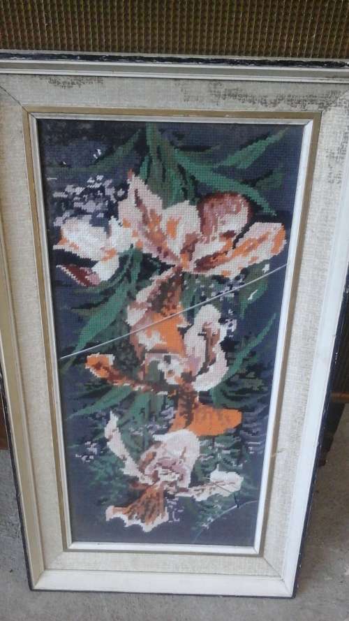 FABULOUS VINTAGE FRAMED FLORAL TAPESTRY. PHENOMENAL PIECE!