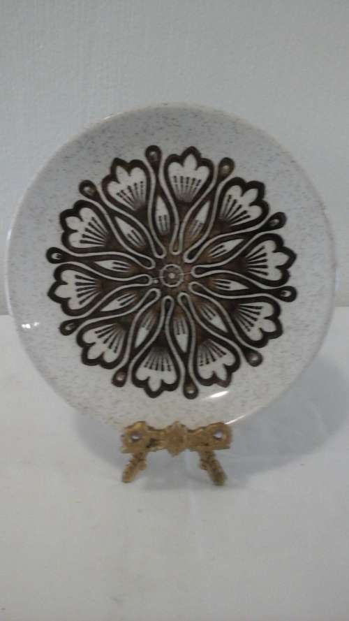 A CLASSIC BILTONS OF ENGLAND VINTAGE SIDE PLATE.FINEWHITE IRONSTONE.USE AS A SPARE OR MIX AND MATCH