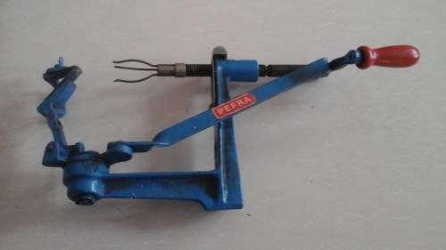 FANTASTIC VINTAGE PEFRA PEACH? PEELER. AWESOME PIECE!