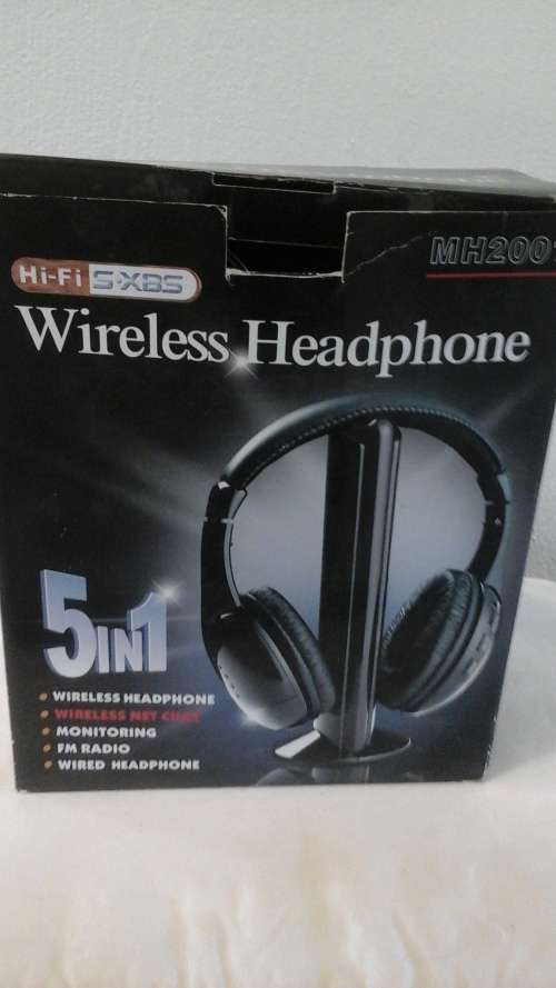 JUST WHAT YOU NEED. A WORKING SET OF HI-FI S.XBS WIRELESS HEADPHONES. STILL IN THERE BOX
