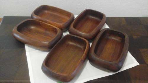 FIVE FANTASTIC WOODEN NUT DISHES. AWESOME AND USEFUL SET!