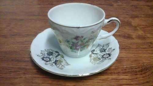 BEAUTIFUL PORCELAIN? DUO. JAPAN. ABSOLUTELY GORGEOUS PIECE TO ADD TO YOUR COLLECTION!