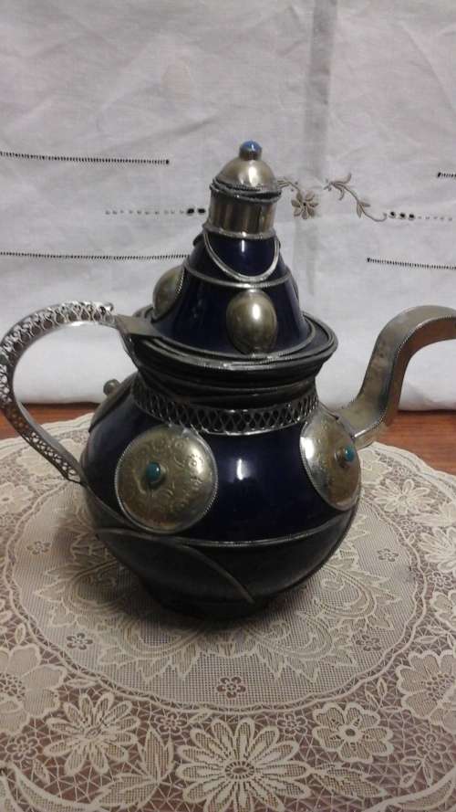 ABSOLUTELY STUNNING VINTAGE CERAMIC? AND PEWTER? TEAPOT. SIMPLY BEAUTIFUL PIECE!