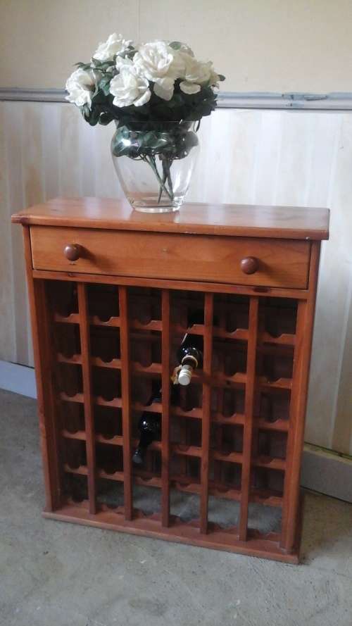 ABSOLUTELY MAGNIFICENT WOODEN WINE RACK/ CABINET. STUNNING DISPLAY/ STORAGE PIECE!