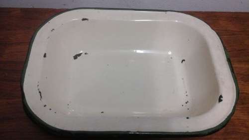 SIMPLY AWESOME VINTAGE ENAMEL DISH. TERRIFIC PIECE!