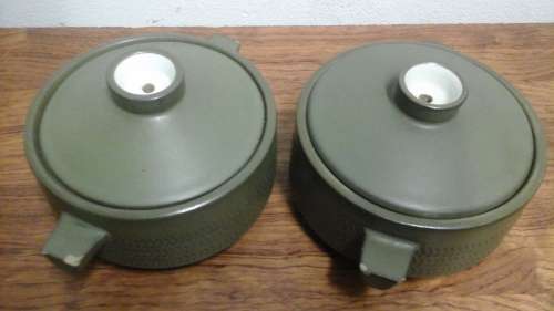 TWO INCREDIBLE VINTAGE DENBY WARE MINIATURE CASSEROLE DISHES. STUNNING SET!