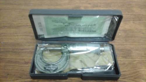 FANTASTIC MITUTOYO 0-25 MM MICROMETER. MADE IN JAPAN. TERRIFIC PIECE!