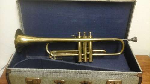 WOW A PHENOMENAL CONDITION VINTAGE GRAFTON DALLAS LONDON FOREIGN TRUMPET