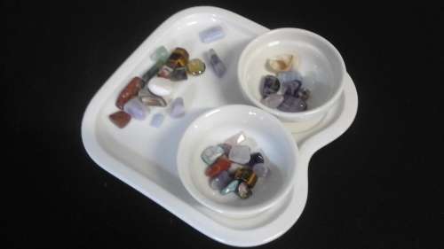 A HIGHLY UNUSUAL AND COLLECTIBLE RAK  SNACK DISH MADE IN THE U.A.E.