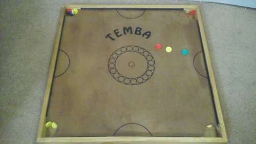 A MAGNIFICENT FUNCTIONING VINTAGE TEMBA BOARD GAME.  KEEP THE KIDS ENTERTAINED FOR HOURS