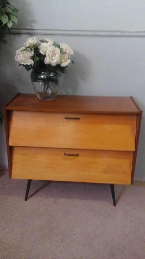 PHENOMENAL VINTAGE ART DECO STYLE SHOE RACK CABINET. TERRIFIC AND USEFUL PIECE!