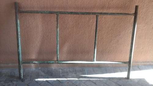 SIX TERRIFIC AND HANDY STEEL SCAFFOLDING.HANDY & USEFUL SET FOR AROUND THE HOUSE!