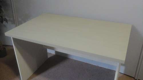 PHENOMENALLY STUNNING CHALK PAINTED WOODEN DESK.GORGEOUS AND FUNCTIONAL PIECE!