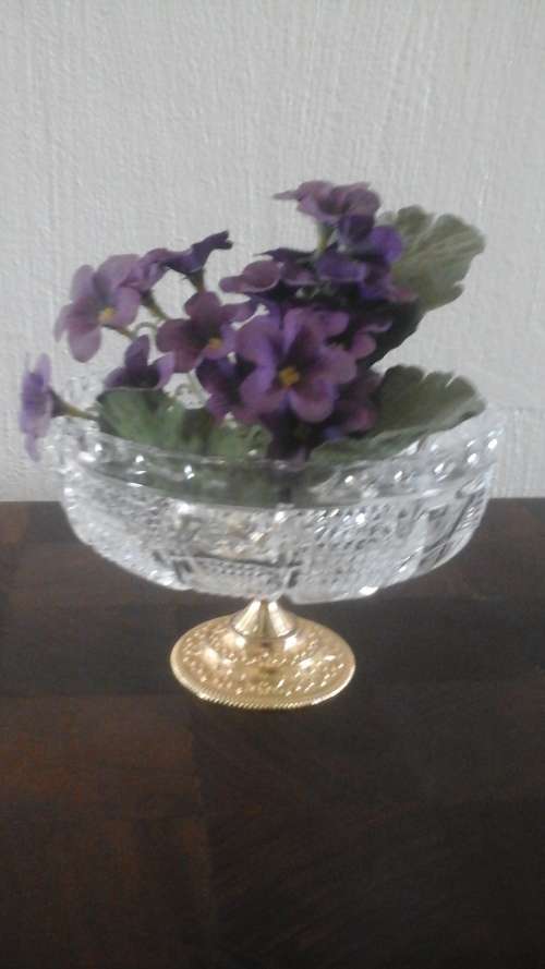 GORGEOUS VINTAGE CRYSTAL? AND BRASS LOOKING MINT DISH. BEAUTIFUL AND USEFUL PIECE!