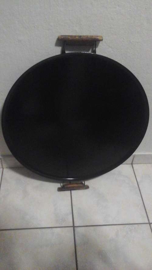 WOW THE PERFECT PAN FOR PAELLA OR STIR FRY. NICE AND LARGE PERFECT FOR THOSE FRIENDLY GATHERINGS