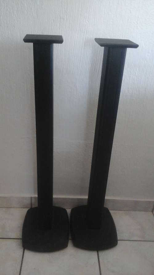 TWO TERRIFIC SURROUND SOUND SPEAKER STANDS.FANTASTIC, FUNCTIONAL AND USEFUL SET!