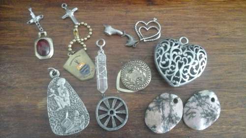 INCREDIBLE ASSORTMENT OF 14 PENDANTS. FANTASTIC AND BEAUTIFUL SET!