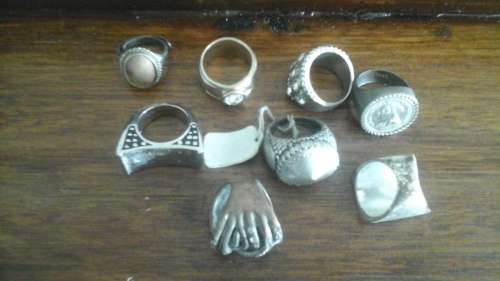 INCREDIBLE ASSORTMENT OF 8 RINGS. FANTASTIC AND BEAUTIFUL SET!