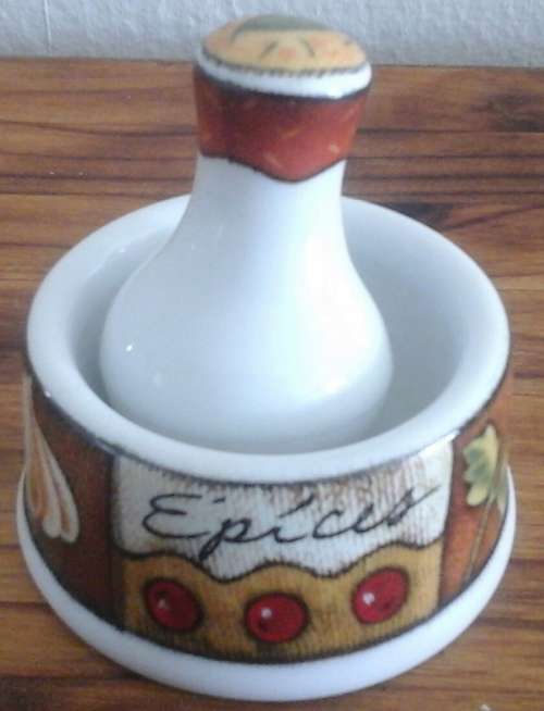 INCREDIBLE JO!E MSC GARLIC AND HERB CRUSHER. GORGEOUS AND USEFUL SET!