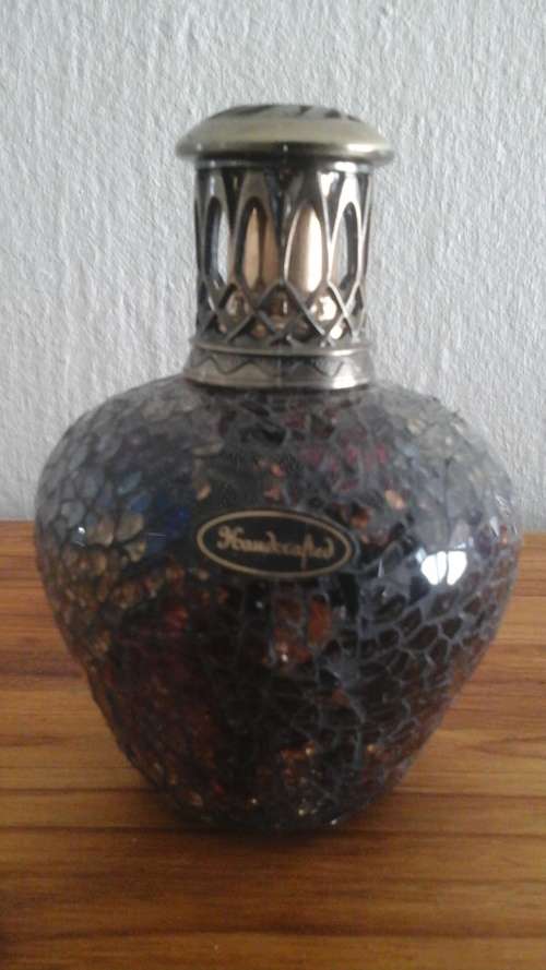 MAGNIFICENT HANDCRAFTED FRAGRANCE LAMP. BY ASHLEIGH & BURNWOOD. LONDON. GORGEOUS PIECE!