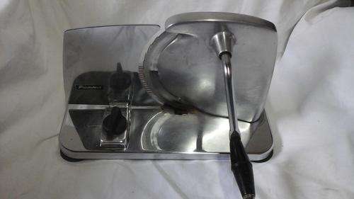 VINTAGE  WELL USED WITH WEAR AND TEAR MEAT SILVER.  WORKING CONDITION