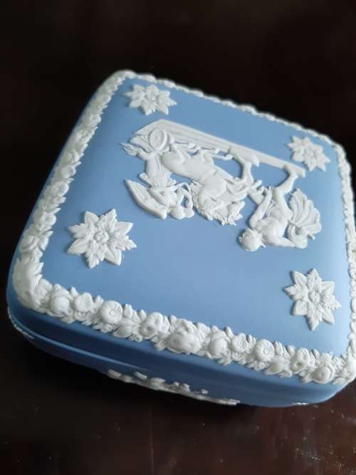 Wedgewood Jasperware Trinket box