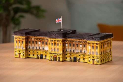 Ravensburger Buildings - Buckingham Palace Night Edition 3D Puzzle (216 Piece)